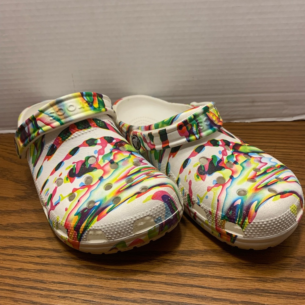 CROCS Multicolor Swirl Slippers Size M5 W7 cute fun